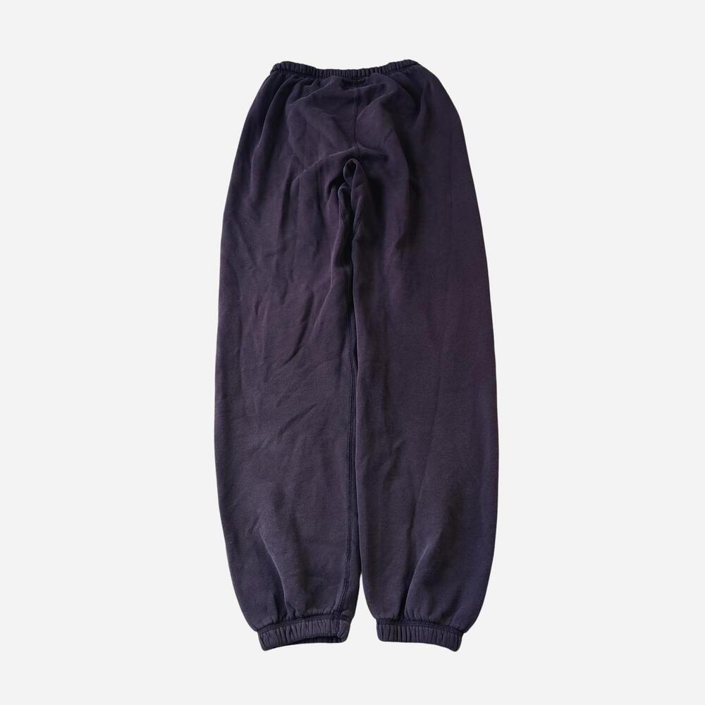 black Roots sweatpants with a loose fit - Picture 2 of 7
